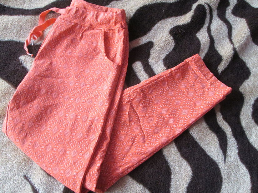 pantaloni elastici comozi dame