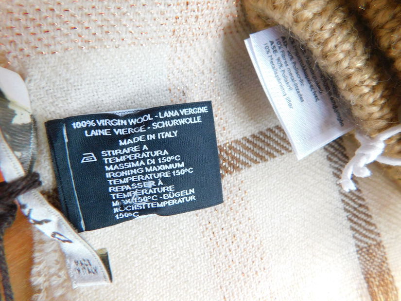 Esarfa noua lina 100 % Italia,  etichete atasate, manusi noi  etichete atasate