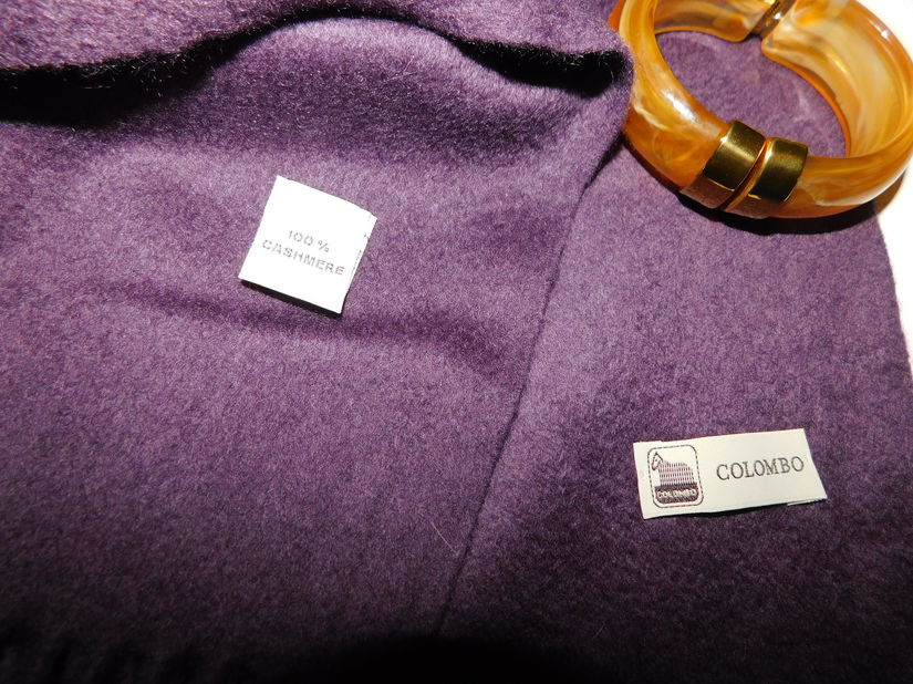 Esarfa noua casmir  100 % Italia , bratara noua  deosebita