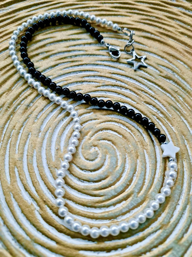 Colier CHOKER perle albe de Mallorca & onix negru