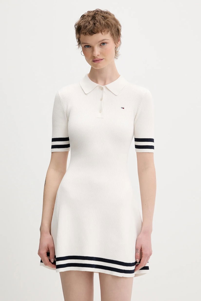 Tommy Jeans rochie culoarea bej, mini, evazați, DW0DW22106