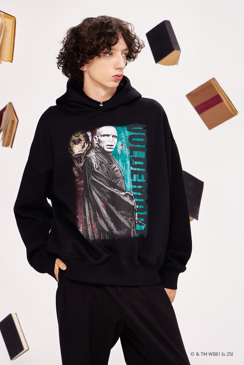 Medicine bluza culoarea negru, cu glugă