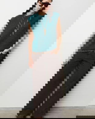 Medicine vesta culoarea verde, călduros