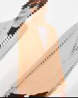 Dkny sacou culoarea maro, un singur rand de nasturi, neted