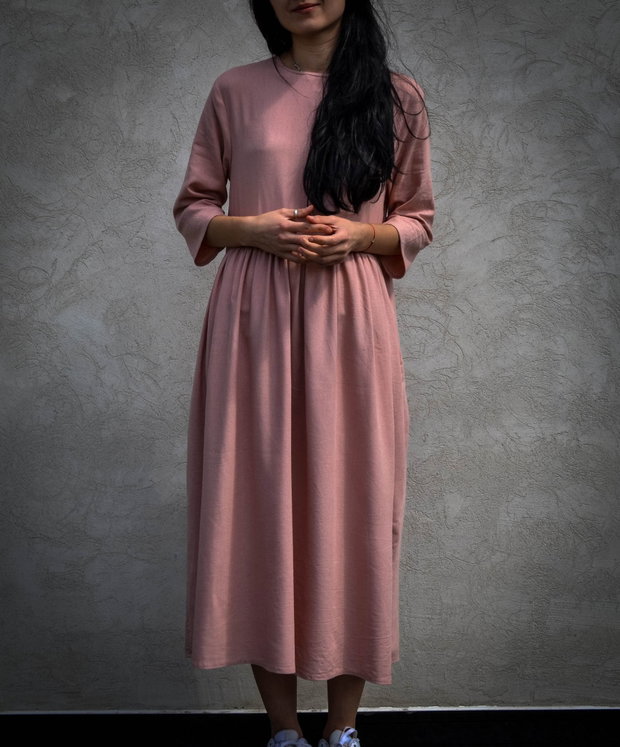 Rochie midi din in de culoare roz prăfuit