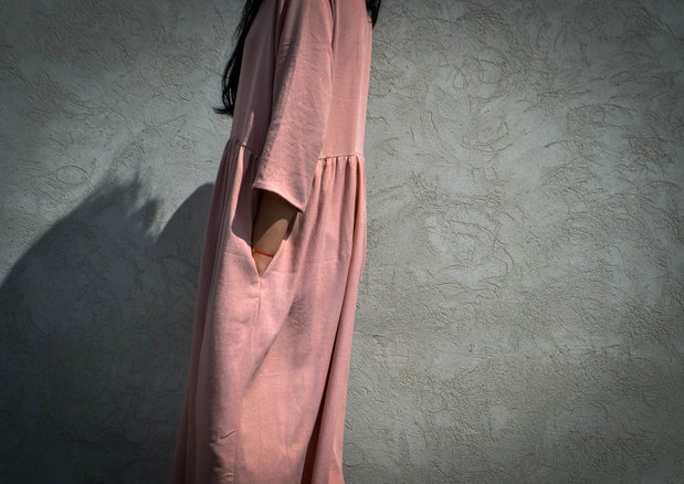 Rochie midi din in de culoare roz prăfuit