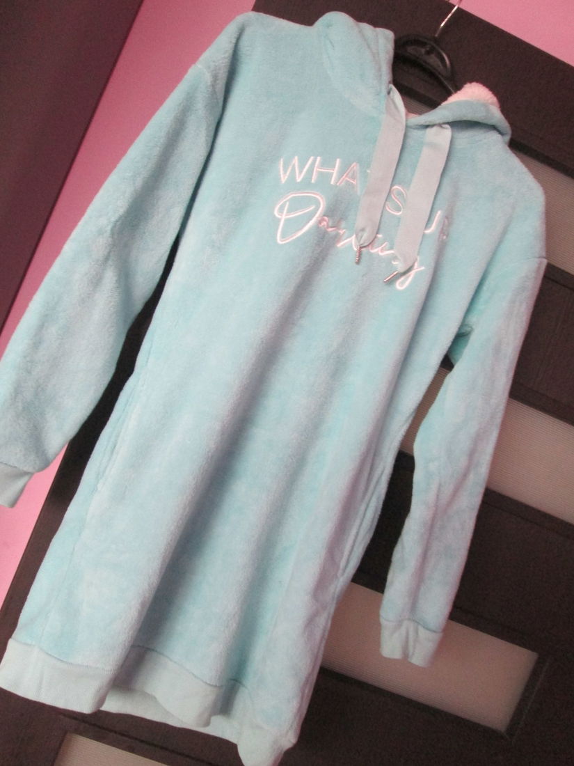 rochie scurta cu gluga 36/38