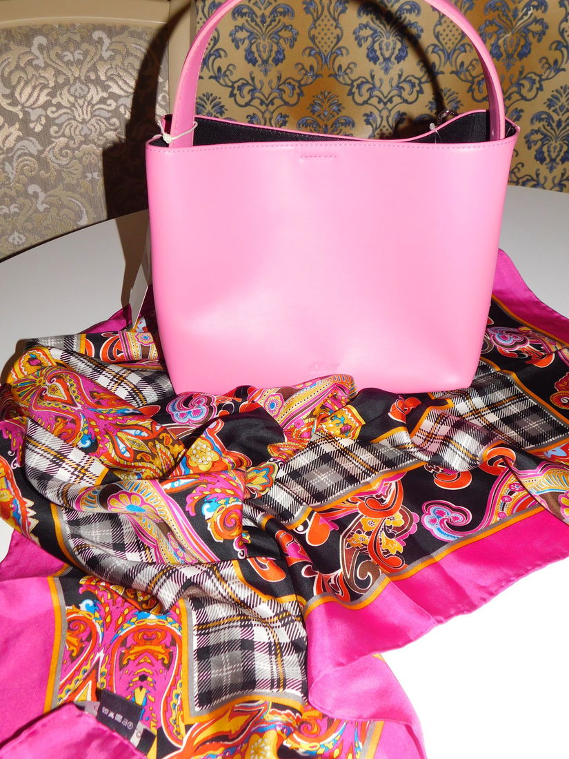 Poseta noua S Oliver , sic, deosebita esarfa noua matase naturala Codello, cadou