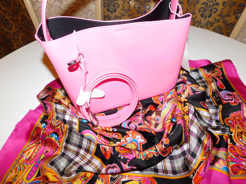 Poseta noua S Oliver , sic, deosebita esarfa noua matase naturala Codello, cadou