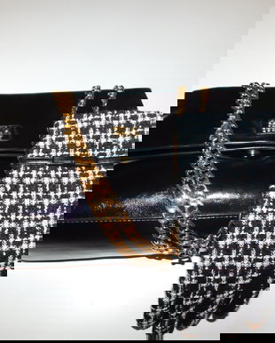 Geanta noua, lac, eleganta ,  incapatoare,  manusinoi asortate, cadou