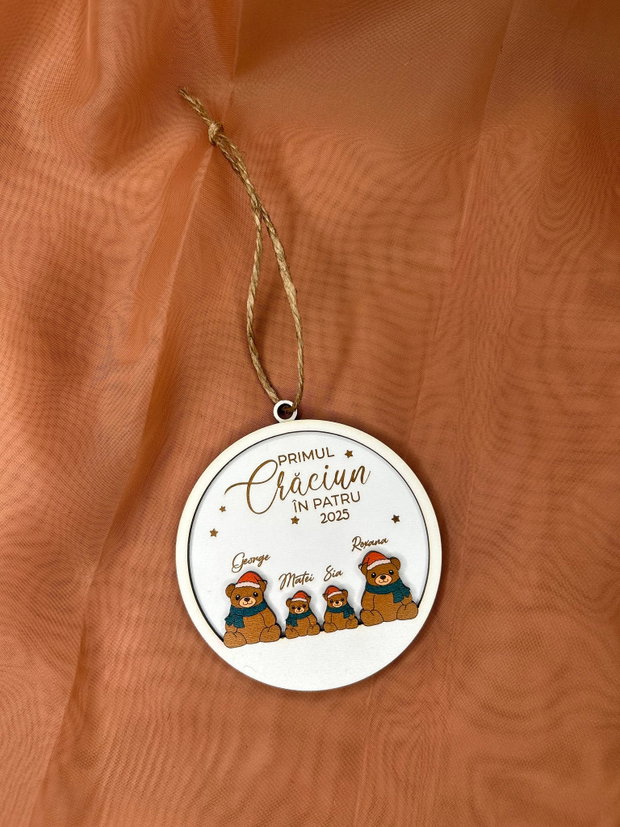 Glob personalizat Primul Craciun in 4