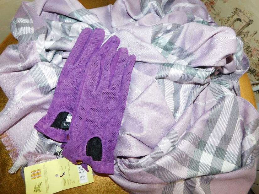 Esarfa noua casmir, etichete atasate, superba, manusi noi nubuk