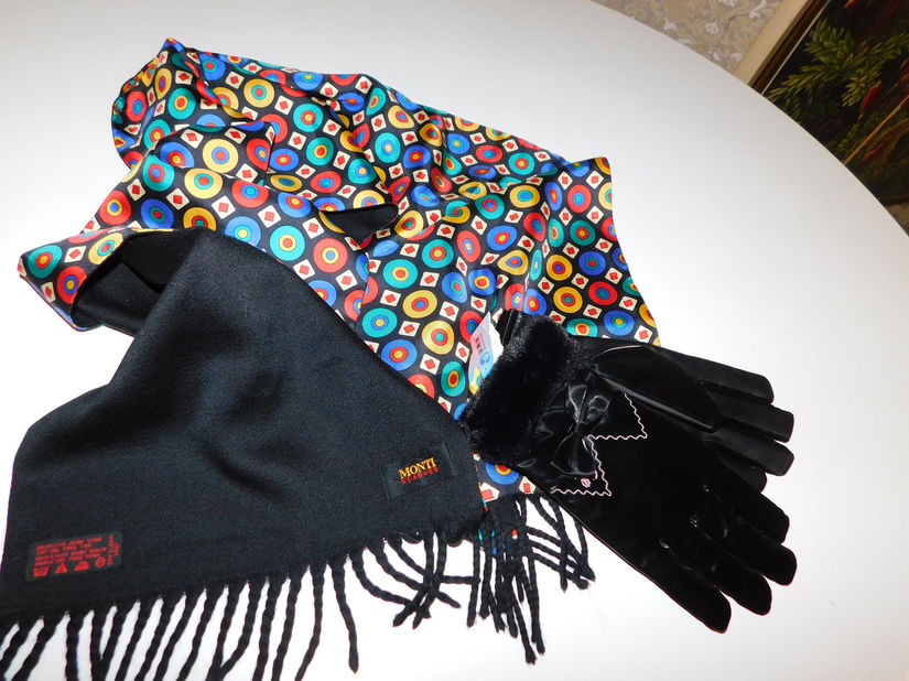 MONTI Italia, fular unisex,lina cu matase naturala , nou, manusi noi cadou