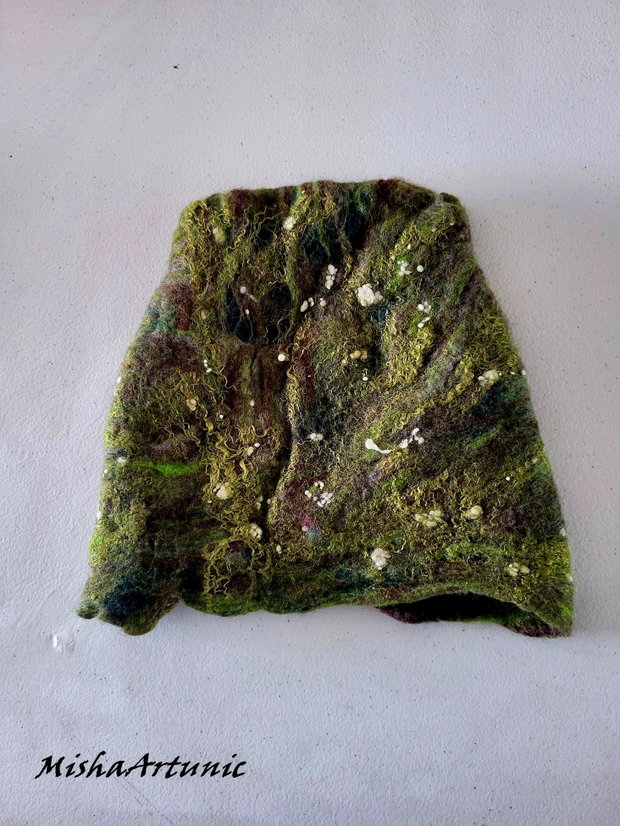 Caciula impaslita