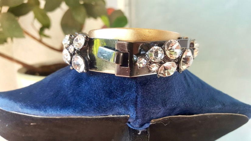 BRATARA VINTAGE SEMNATA J.CREW CRISTALE SUPERBA