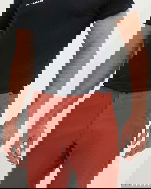 Peak Performance pantaloni scurți outdoor Commuter culoarea maro