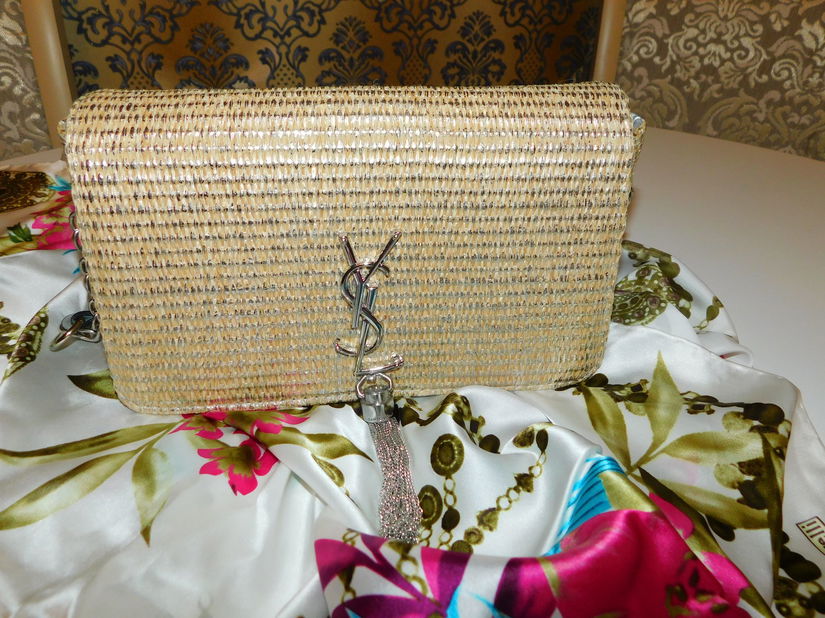 Geanta noua, esarfa noua designer , matase naturala , cadou