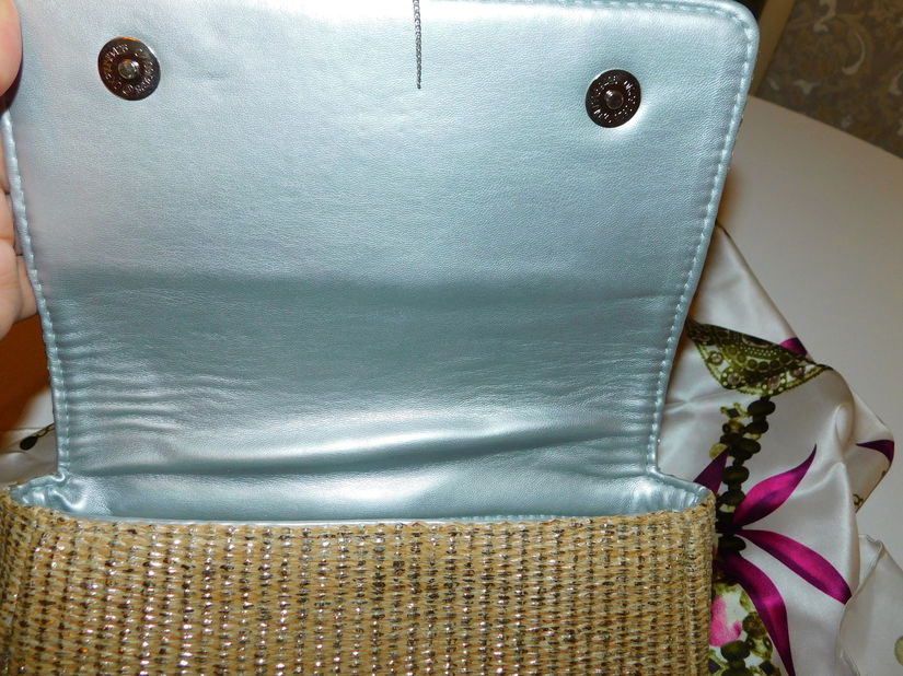 Geanta noua, esarfa noua designer , matase naturala , cadou