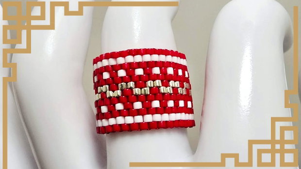 Inel Holiday Ribbon