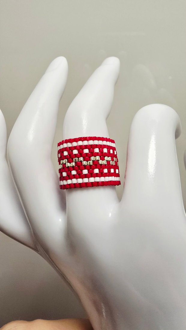 Inel Holiday Ribbon