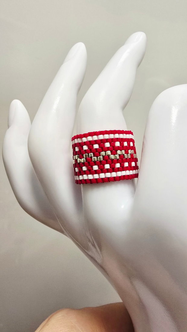 Inel Holiday Ribbon