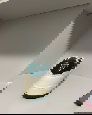 Sneakers Guess
