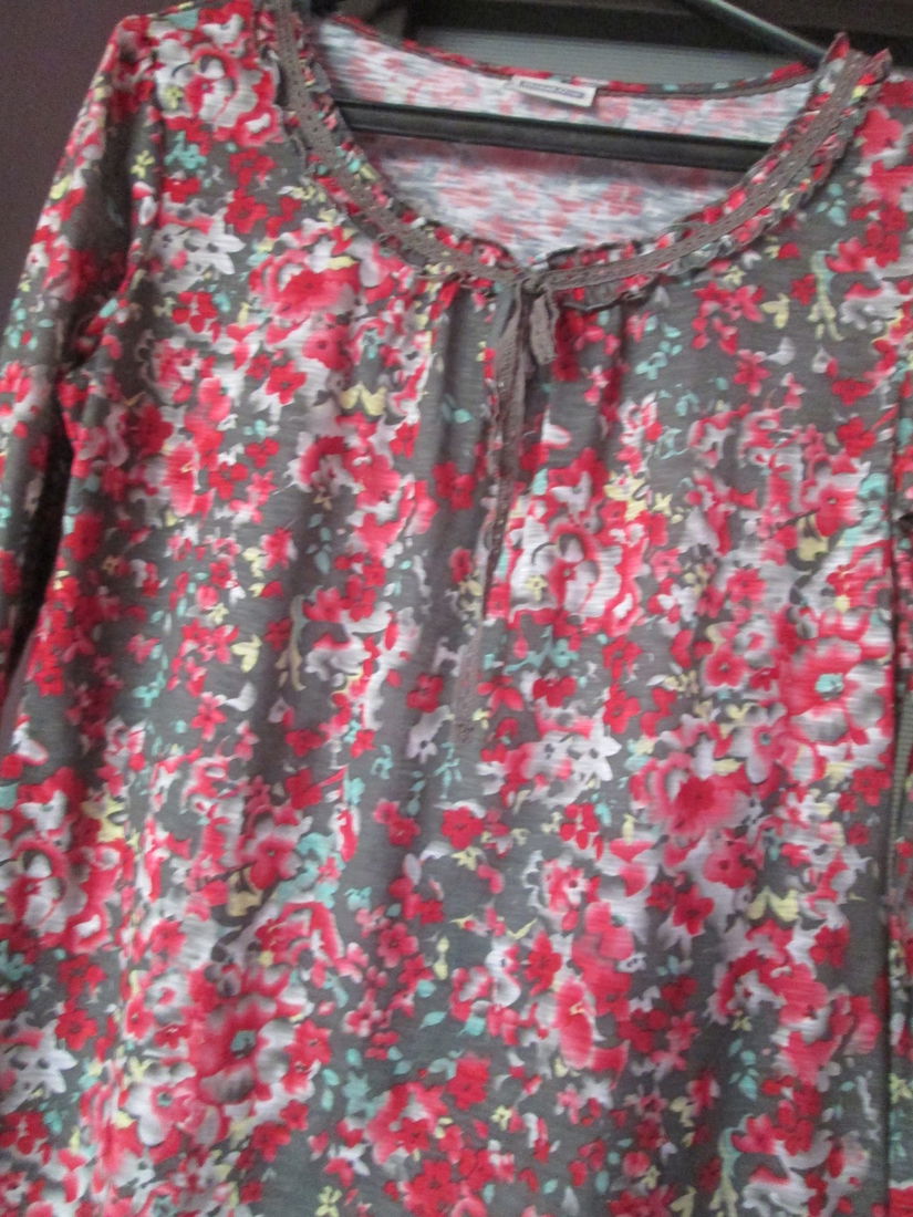 bluza usoara cu floricele dame Street One M