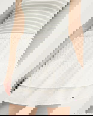 Tommy Jeans fustă din bumbac culoarea bej, mini, evazati, DW0DW21166