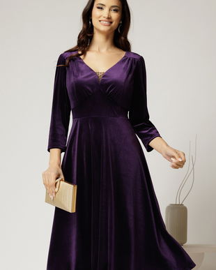Rochie midi din catifea mov cu decolteu V