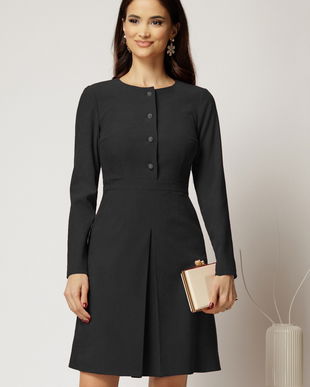 Rochie scurta neagra din catifea reiata cu pliu pe fusta si nasturi perla