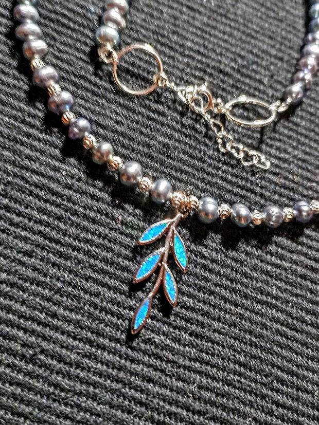 Colier argint perle naturale de cultura ovale charm argint frunza irizatii nuante minimalist boho chic trendy -Transport gratuit