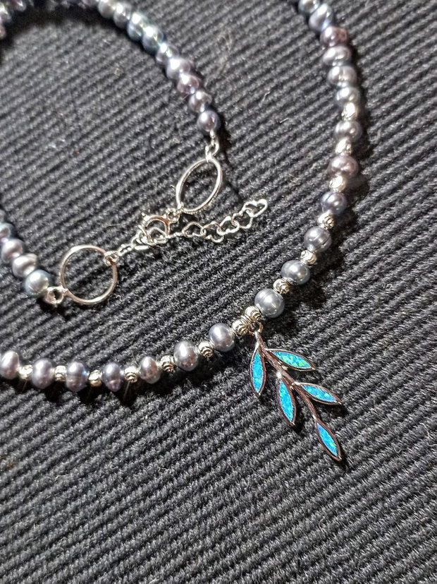 Colier argint perle naturale de cultura ovale charm argint frunza irizatii nuante minimalist boho chic trendy -Transport gratuit