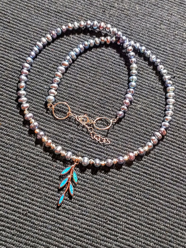 Colier argint perle naturale de cultura ovale charm argint frunza irizatii nuante minimalist boho chic trendy -Transport gratuit