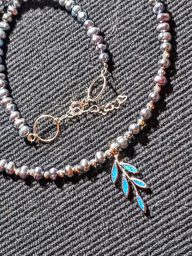 Colier argint perle naturale de cultura ovale charm argint frunza irizatii nuante minimalist boho chic trendy -Transport gratuit