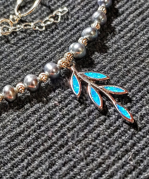 Colier argint perle naturale de cultura ovale charm argint frunza irizatii nuante minimalist boho chic trendy -Transport gratuit