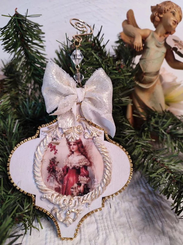 Povești dantelate și îngeri protectori-Ornament handmade Craciun