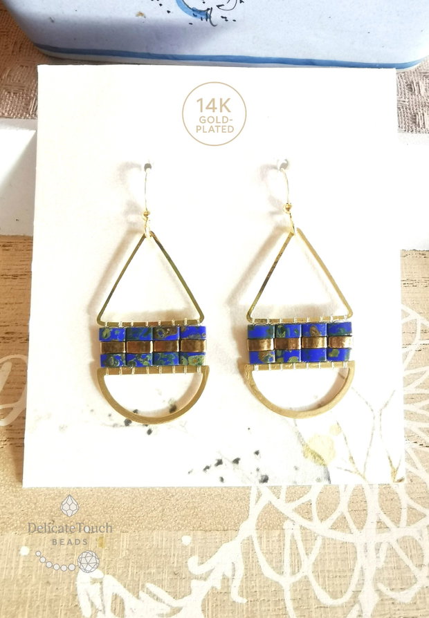 Cercei Boho Dangle cu Tila albastru lapiz lazuli, tortite placate cu aur 14k