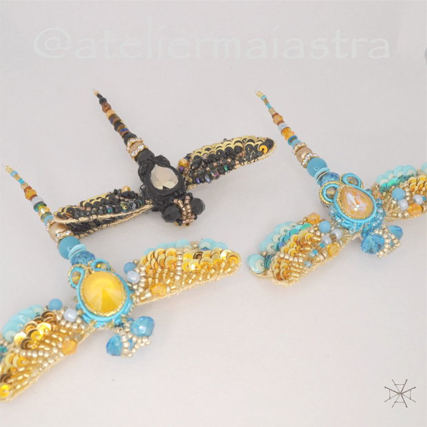 brosa libelula auriu turcoaz 3D , bijuterii handmade, brosa cristal