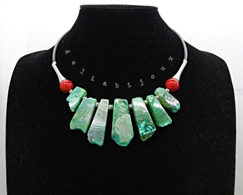 Colier statement cu agate naturale și mărgele de scoică (cod1358)