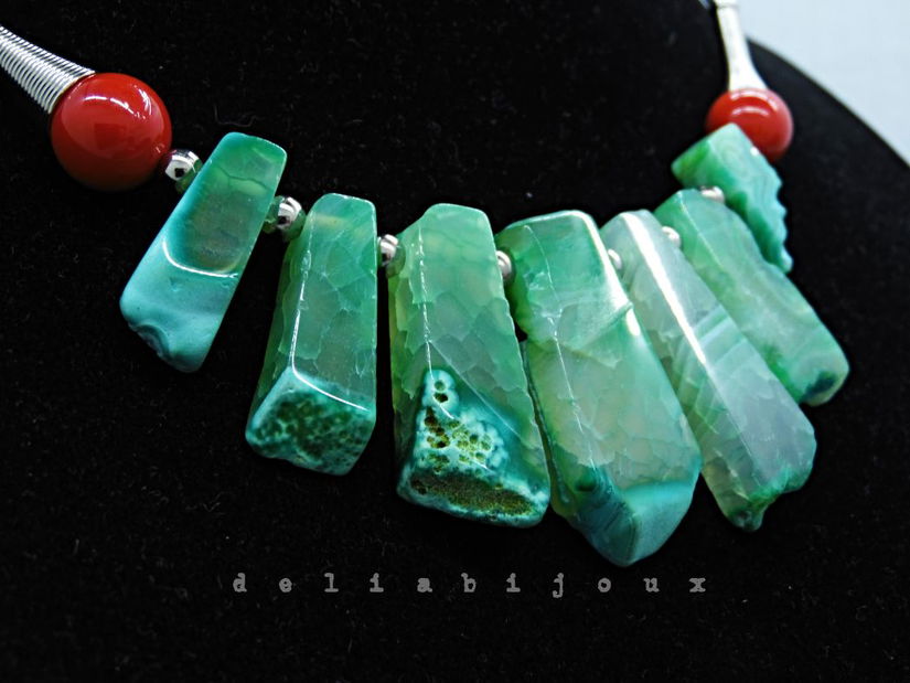 Colier statement cu agate naturale și mărgele de scoică (cod1358)