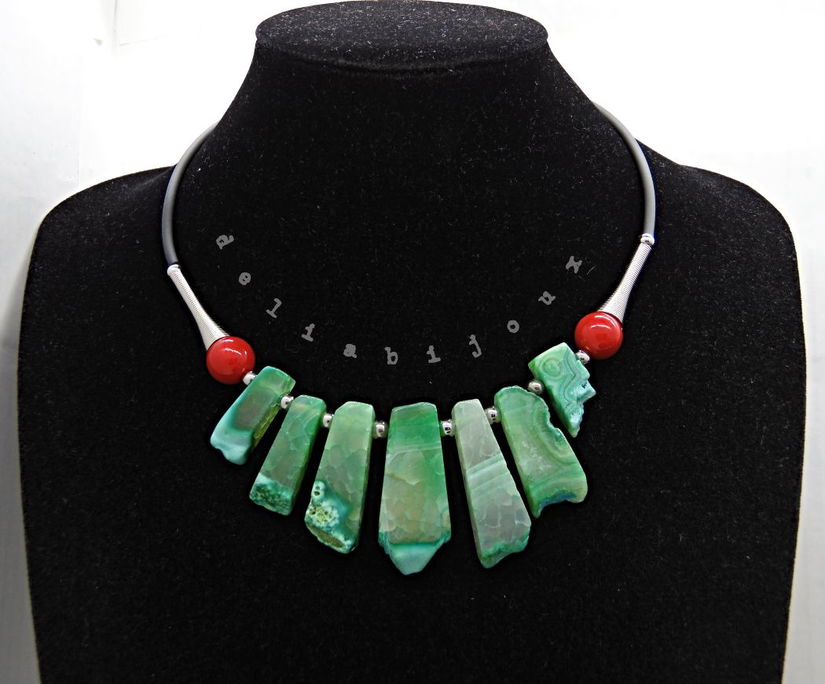 Colier statement cu agate naturale și mărgele de scoică (cod1358)