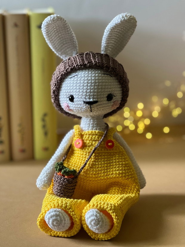 Whimsical woodland - Iepuras - Jucarie crosetata manual