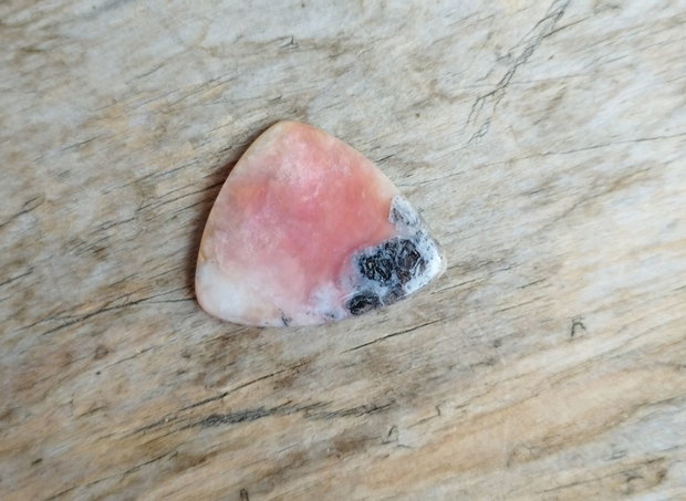 Cabochon opal roz, 35x28 mm