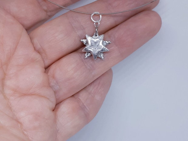 Pandantiv unicat din argint pur, steaua nordului incluzand un cristal cubic zirconia stea transparent