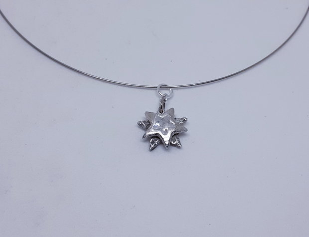 Pandantiv unicat din argint pur, steaua nordului incluzand un cristal cubic zirconia stea transparent