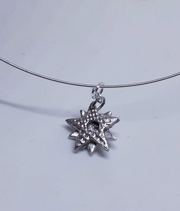 Pandantiv unicat din argint pur, steaua nordului incluzand un cristal cubic zirconia stea transparent