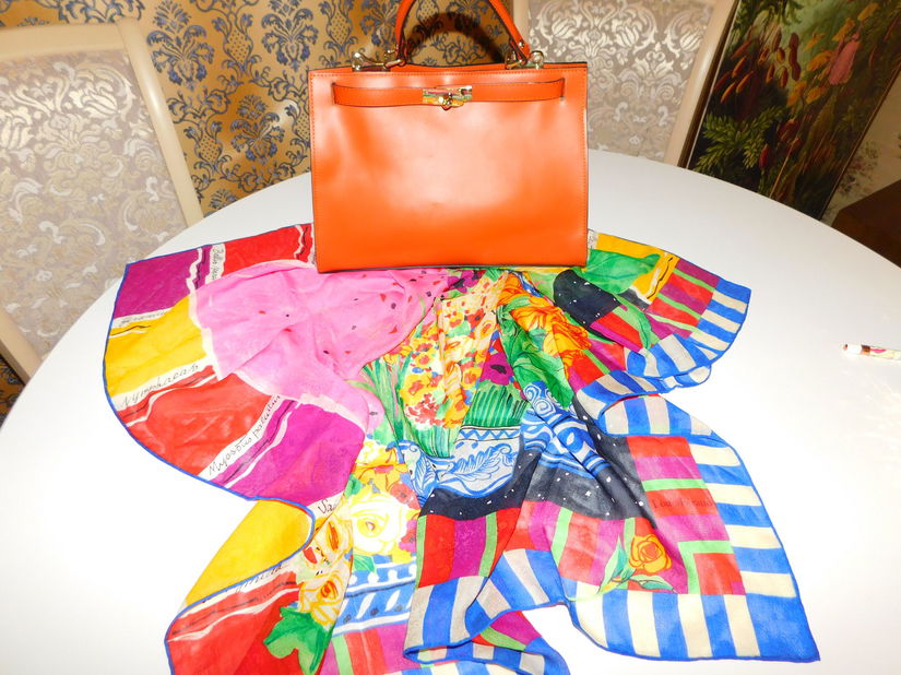 Geanta piele naturala Italia, esarfa originala Louis Feraud, asortata