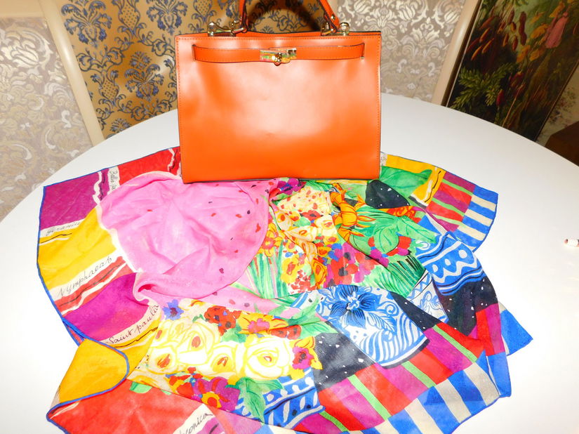 Geanta piele naturala Italia, esarfa originala Louis Feraud, asortata