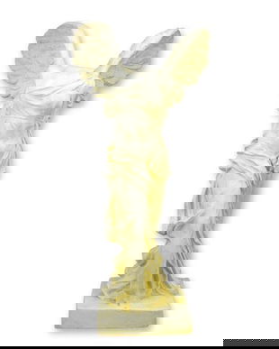 Nike inaripata-statueta din rasini