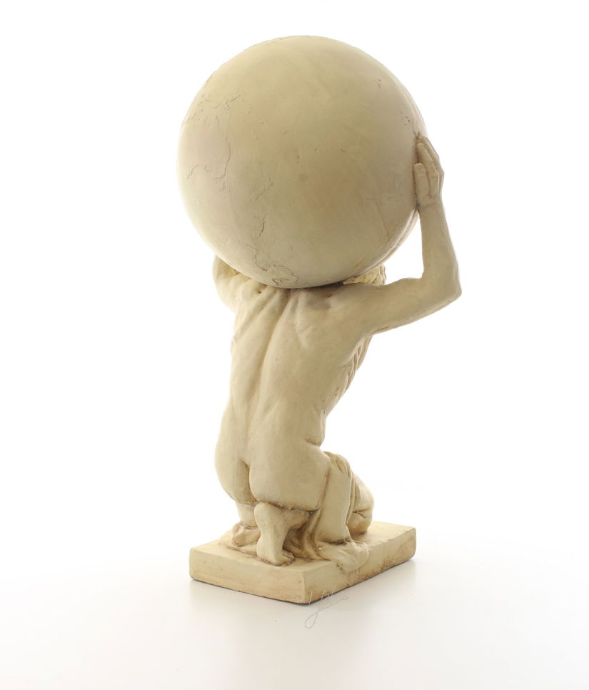 Atlas-statueta din rasini speciale